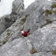 Die Verschneidung in der 2. Länge ist die Schlüsselstelle der Route und verlangt ein sauberes Treten. 2. Seillänge Ostverschneidung